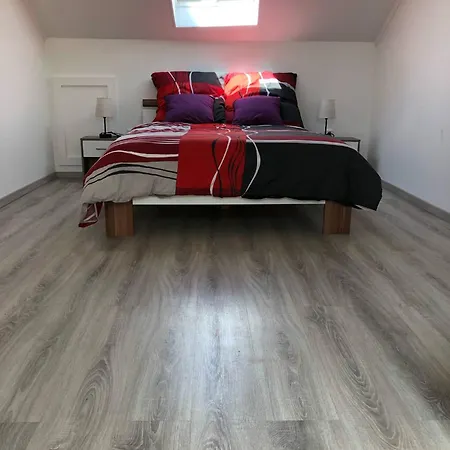 Mansarde 2 Roth an der Our