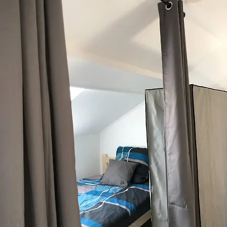Mansarde 2 Apartment